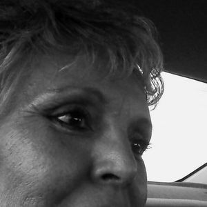 Meet your Posher, Lorraine